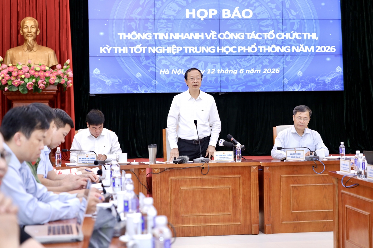 Thứ trưởng Bộ Giáo dục và Đào tạo Phạm Ngọc Thưởng kết luận họp báo - Ảnh: Bộ GD - ĐT