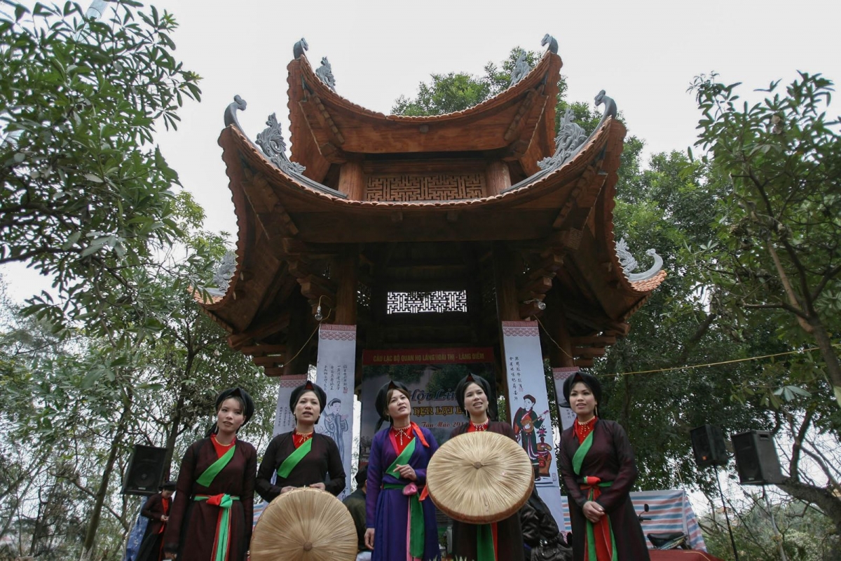 Trang phục truyền thống của phụ nữ dân tộc Kinh ở Bắc bộ - Ảnh: dantoctongiao.vietnamnet.vn