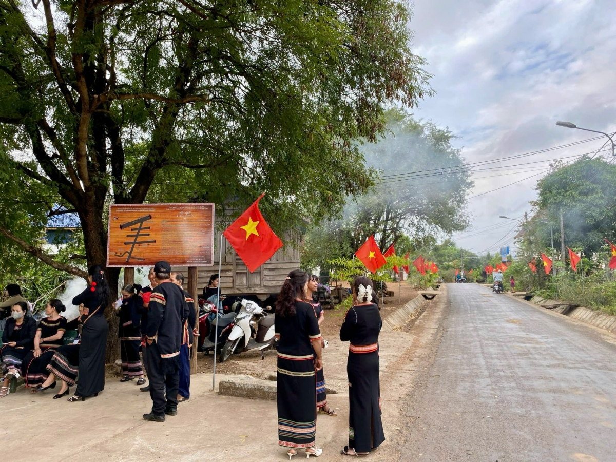Lơ pơlei pơla tơ̆ Đắk Lắk ƀrach ang hơdăh, rơgŏh ‘lơ̆ng