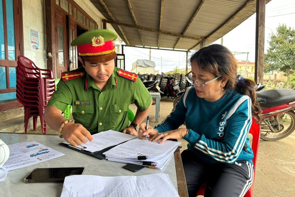 Các cơ sở kinh doanh được vận động không bán rượu, bia cho người dưới 18 tuổi 
 