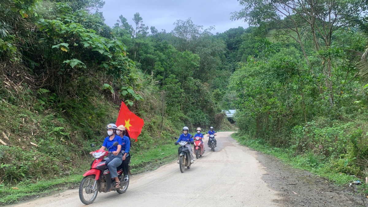 Tuổi trẻ vùng cao là lực lượng tiên phong trong nhiều cuộc vận động tại cơ sở 
 