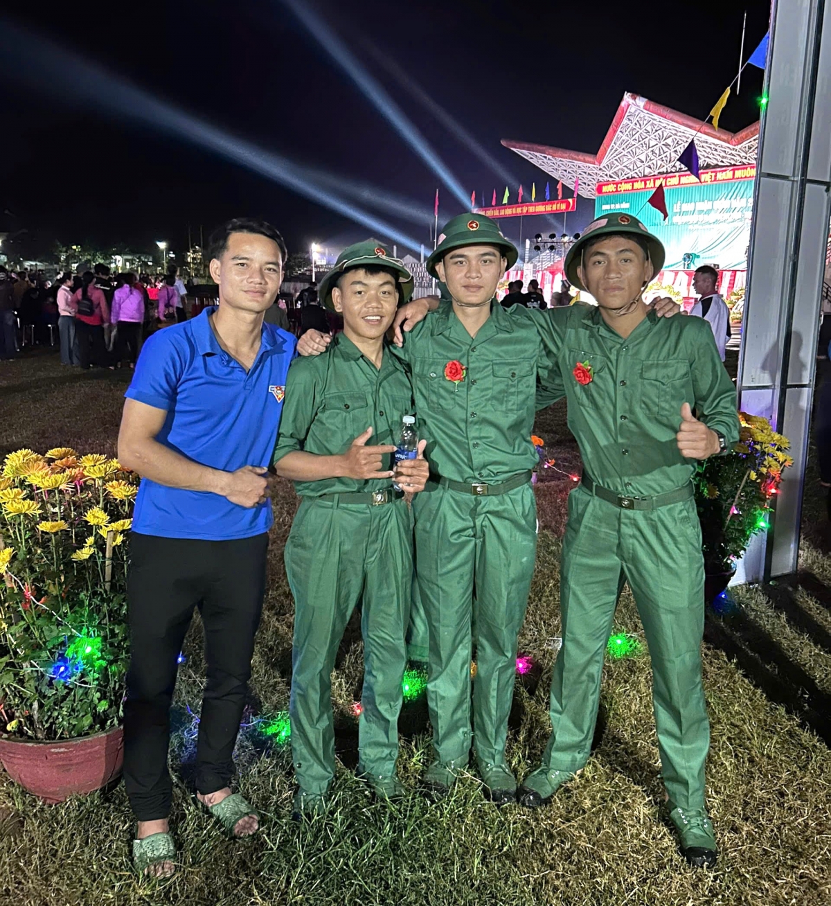 Thanh niên xã Đắc Pring vững vàng tinh thần, lên đường nhập ngũ 
