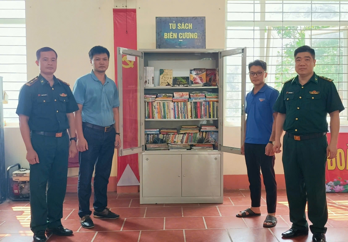 Đồn Biên phòng Trịnh Tường huy động được nhiều đầu sách phong phú - Ảnh: Quang Thảo.