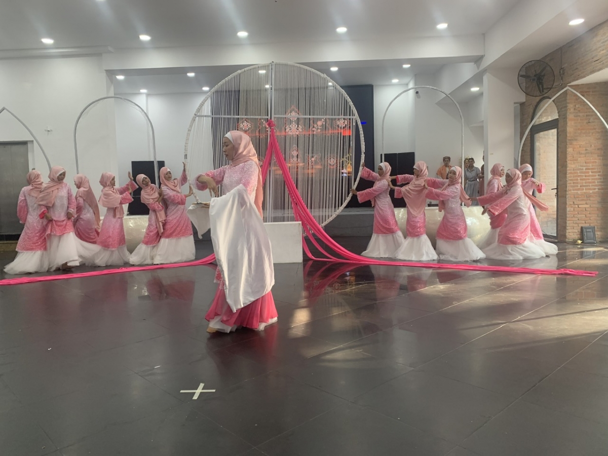 Kapul Cam Ban raya Ho Chi Minh pasram tamia