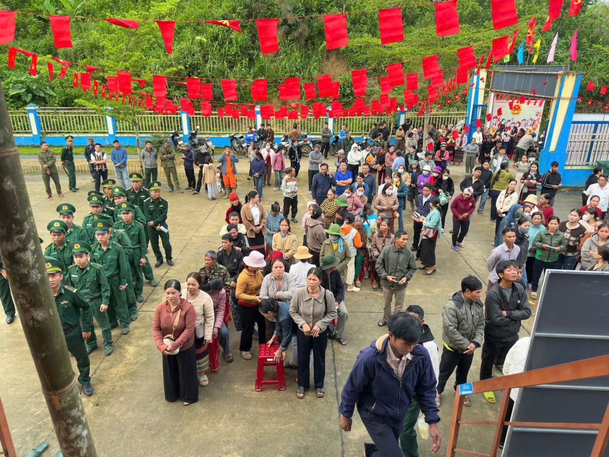 Nhờ làm tốt công tác dân vận, đồng bào vùng biên Đà Nẵng một lòng theo Đảng 
 