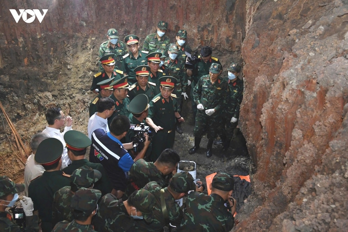 Đại tướng Phan Văn Giang pasang iek labik kuac duah atau talang lietsi di TPHCM