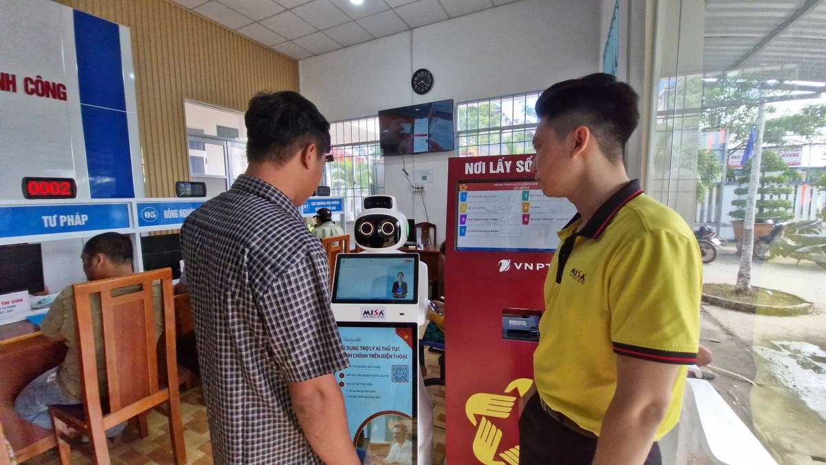 Ứng dụng Robot AI hướng dẫn người dân các thủ tục hành chính