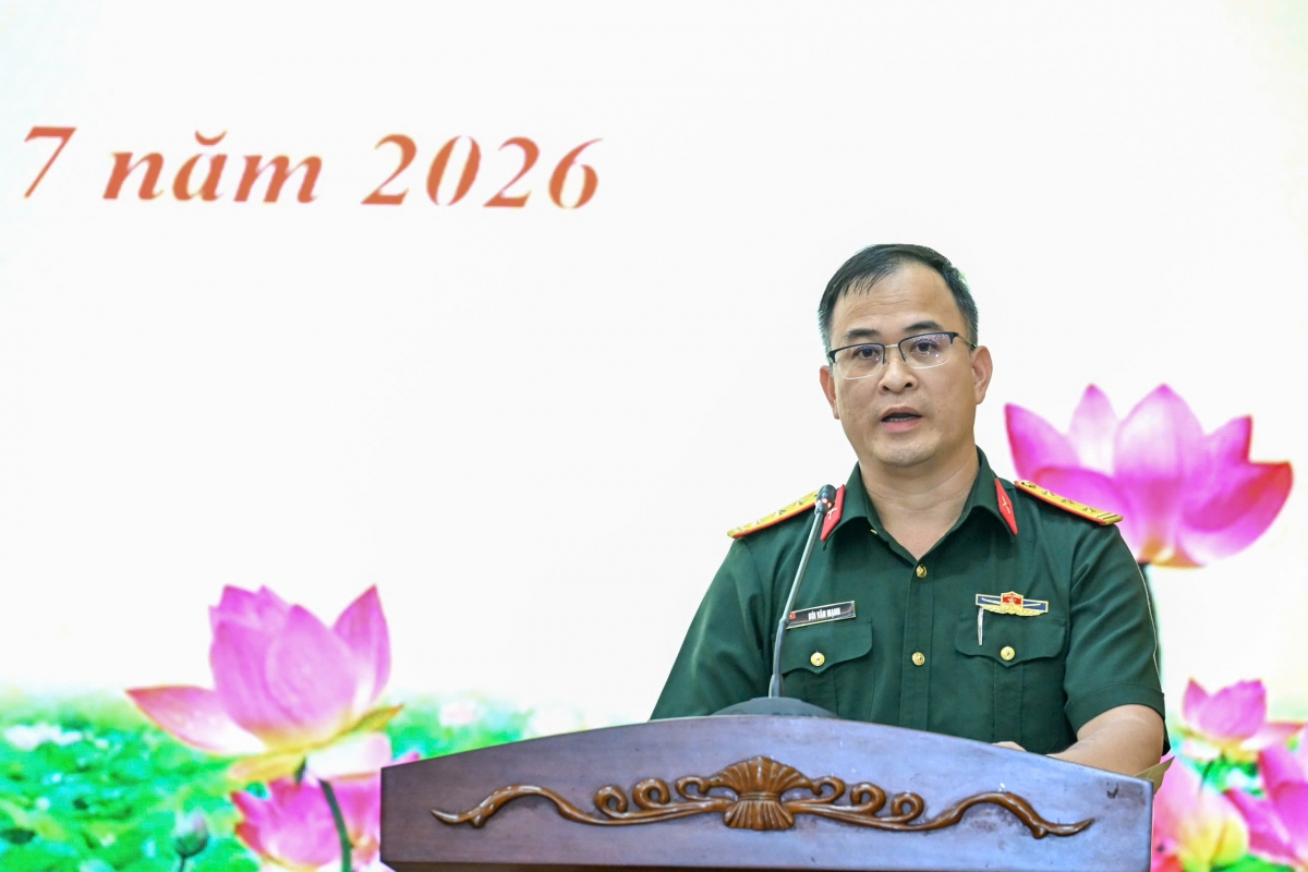 Thượng tá Bùi Văn Mạnh, Trưởng phòng Đông Nam Á, Cục Đối ngoại (Bộ Quốc phòng) - Ảnh: Việt Trung.