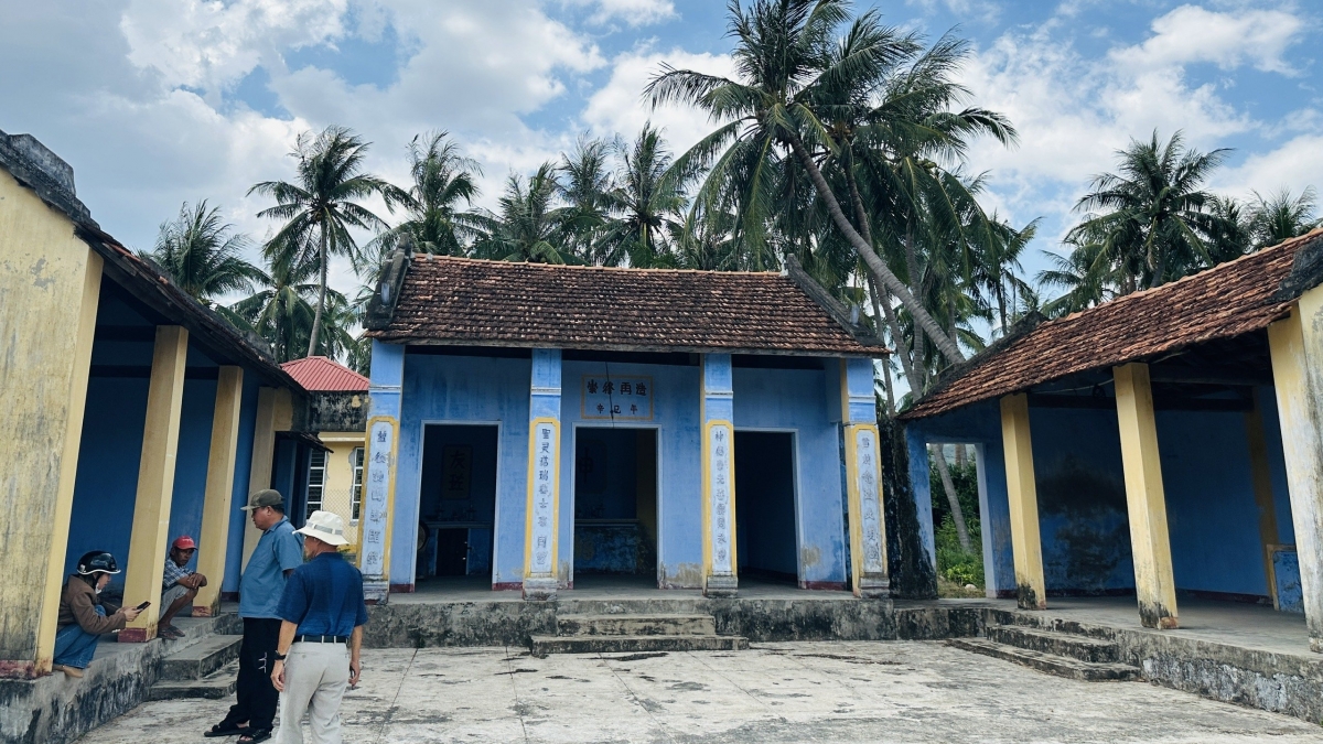 Đình Tuyết Diêm, nơi thờ Thành Hoàng và những bậc tiền hiền, hậu hiền có công với nghề muối nơi đây. Ảnh: CTV Lê Biết/VOV-Tây Nguyên