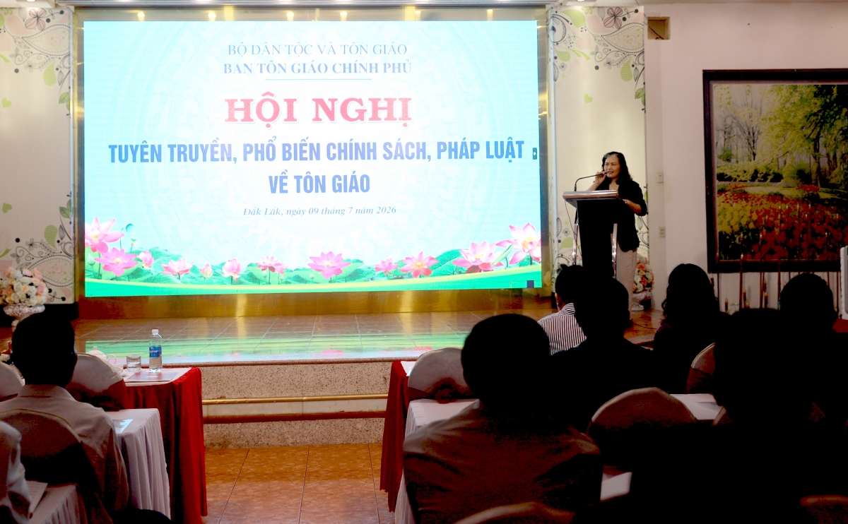 Hội nghị tuyên truyền, phổ biến chính sách, pháp luật liên quan đến tôn giáo cho chức sắc, chức việc, tu sĩ Công giáo tại Đắk Lắk - Ảnh: H Xíu.