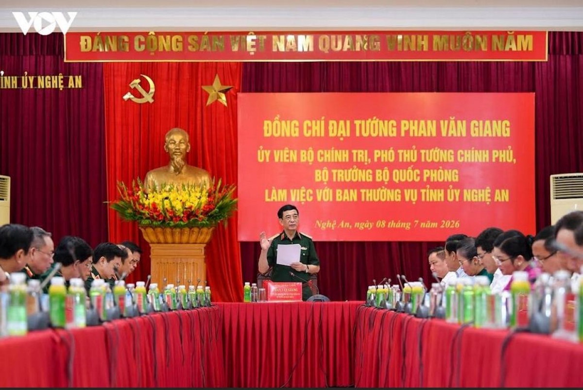 -Đại tướng Phan Văn Giang mă bruă hŏng Êpul khua bruă Đảng čar Nghệ An