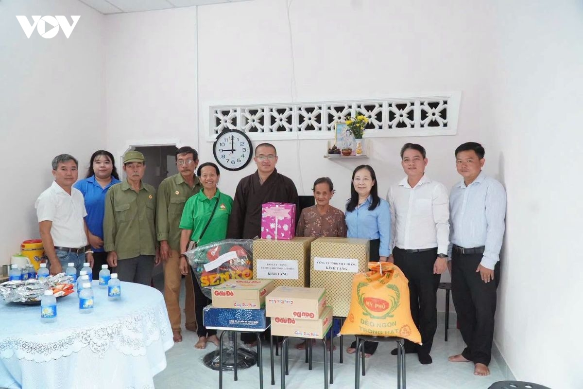 Phuong Lái Thiêu alin sang daok gul pataom hu yaom 80 trieu dong, daong baoh sang rahra kan kandah hu tani tanat raidiuk