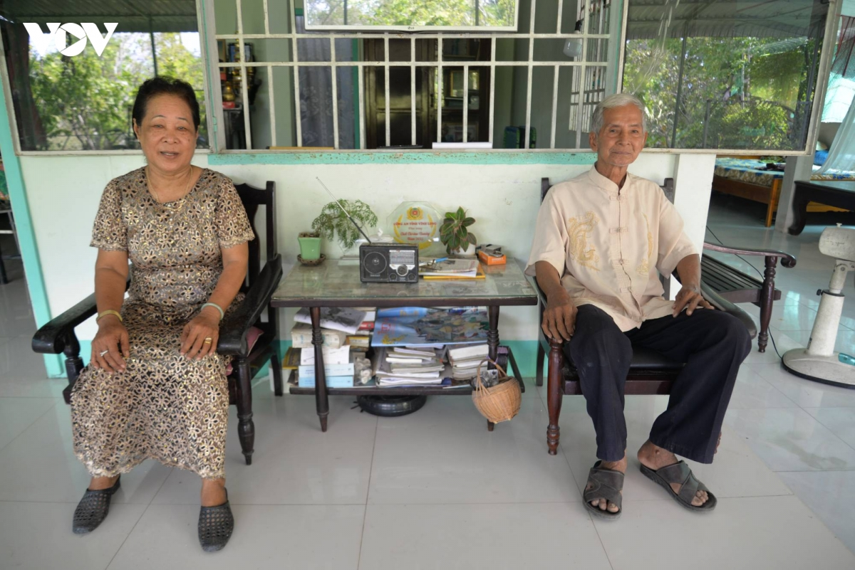 Diuk pasang ong Thạch Nhứt