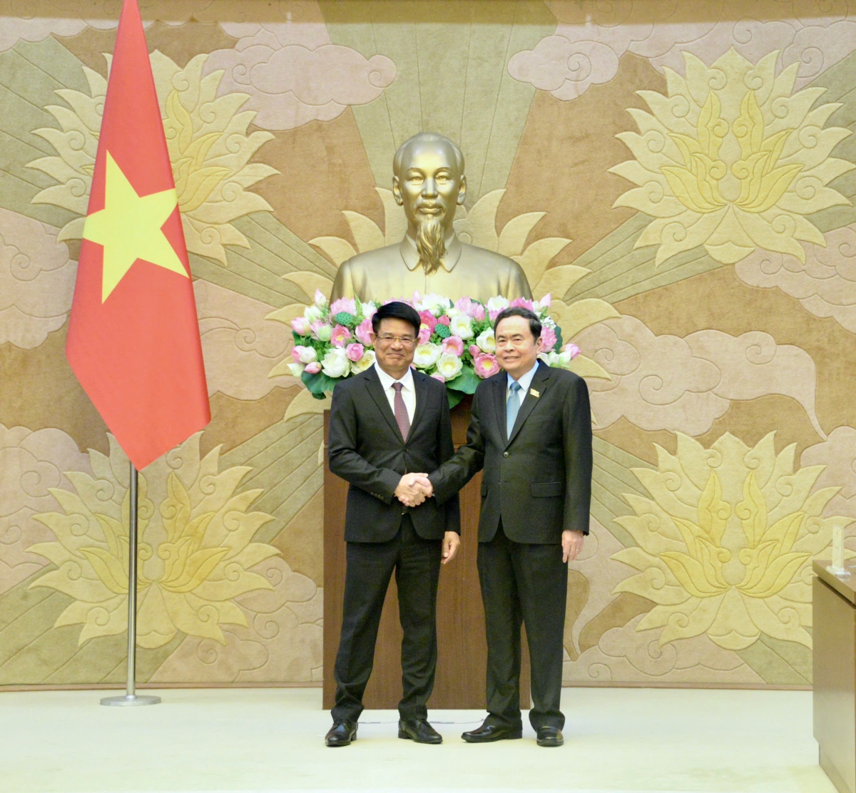 Khua Bruă Kbĭn ala Trần Thanh Mẫn drông khua phŭn bruă hdră bhiăn Malaysia 