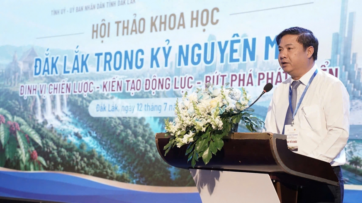  Bí thư Tỉñ ủy càr Dăk Lăk ồng Lương Nguyễn Minh Triết đơs tàm dơ̆ pơrjum bơyai