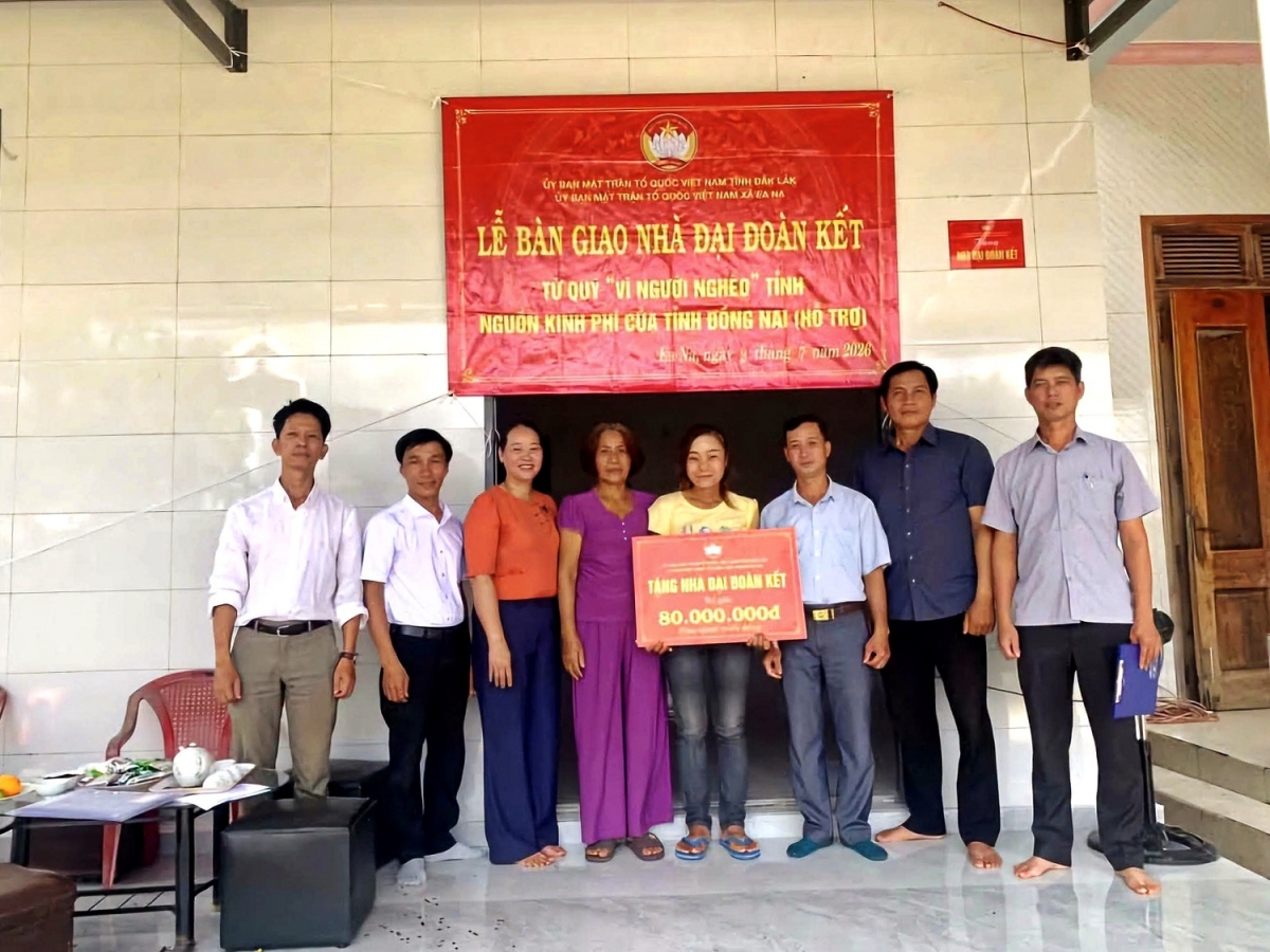 Lối hrĭng to toăng hngêi Tơrŭm hiăng châ diâp ăm mâu rơpŏng