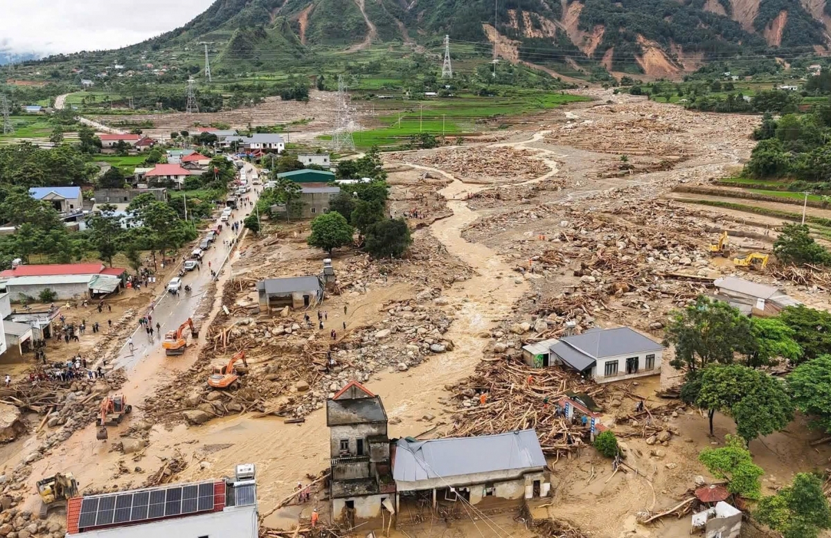 Đến nay trận lũ lịch sử tại xã Mường Than đã làm 8 người chết và mất tích, thiệt hại về tài sản hơn 250 tỷ đồng. Ảnh: An Kiên - Khắc Kiên/VOV Tây Bắc