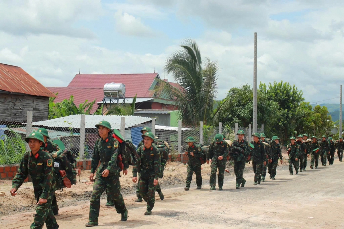 Tahen hăn trong tât kơl ƀon lan tron tât ntŭk gŭ mhe
 