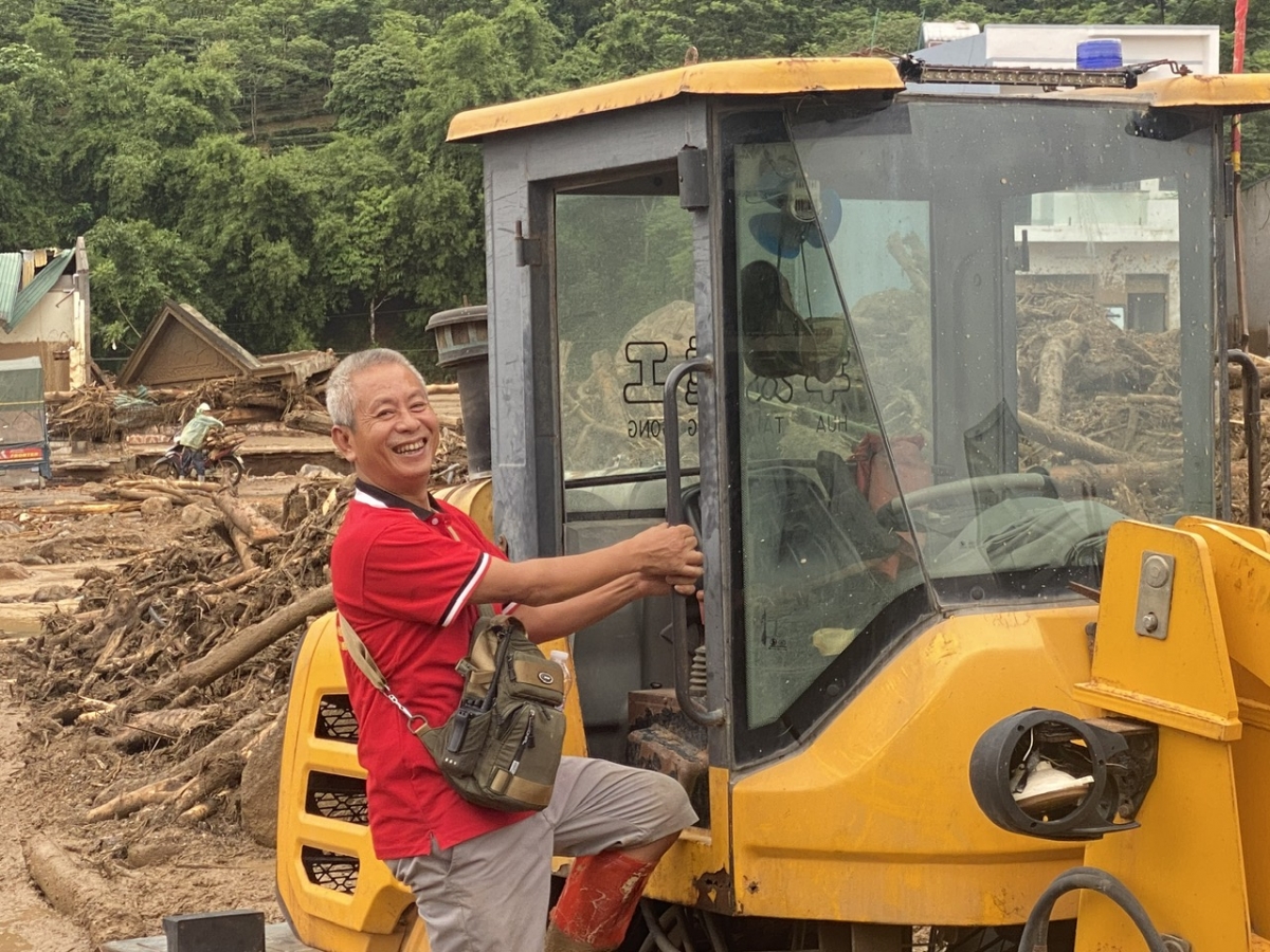 Ông Cao Ngọc Tùng ở tuổi 62 với nụ cười luôn thường trực. Ảnh: An Kiên - Khắc Kiên/VOV Tây Bắc