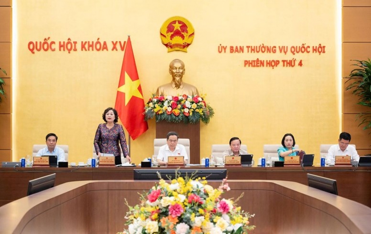 Rôh hôp má 4, Vi ƀan pơkuâ Kuô̆k hô̆i séa ngăn hên tơdroăng xiâm ki kal