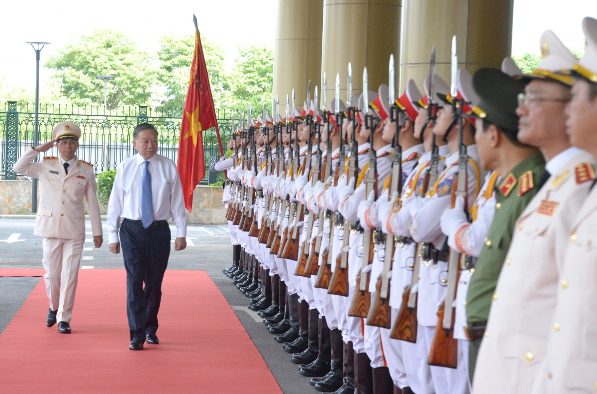 Khua gĭt gai Đảng, Khua lăn čar Tô Lâm ruê̆ êpul kdrưh kơăm