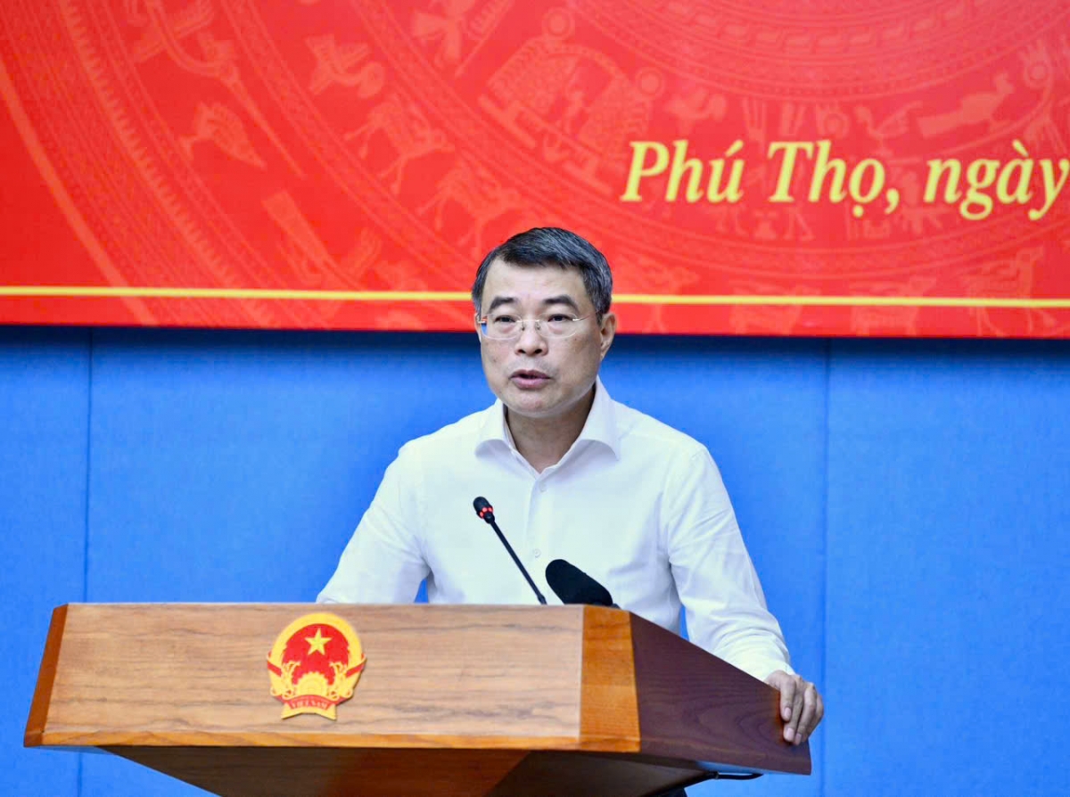 Khua dêh čar ơi Lê Minh Hưng đĭ pơhiăp git gai  ƀơi mông mă bruă