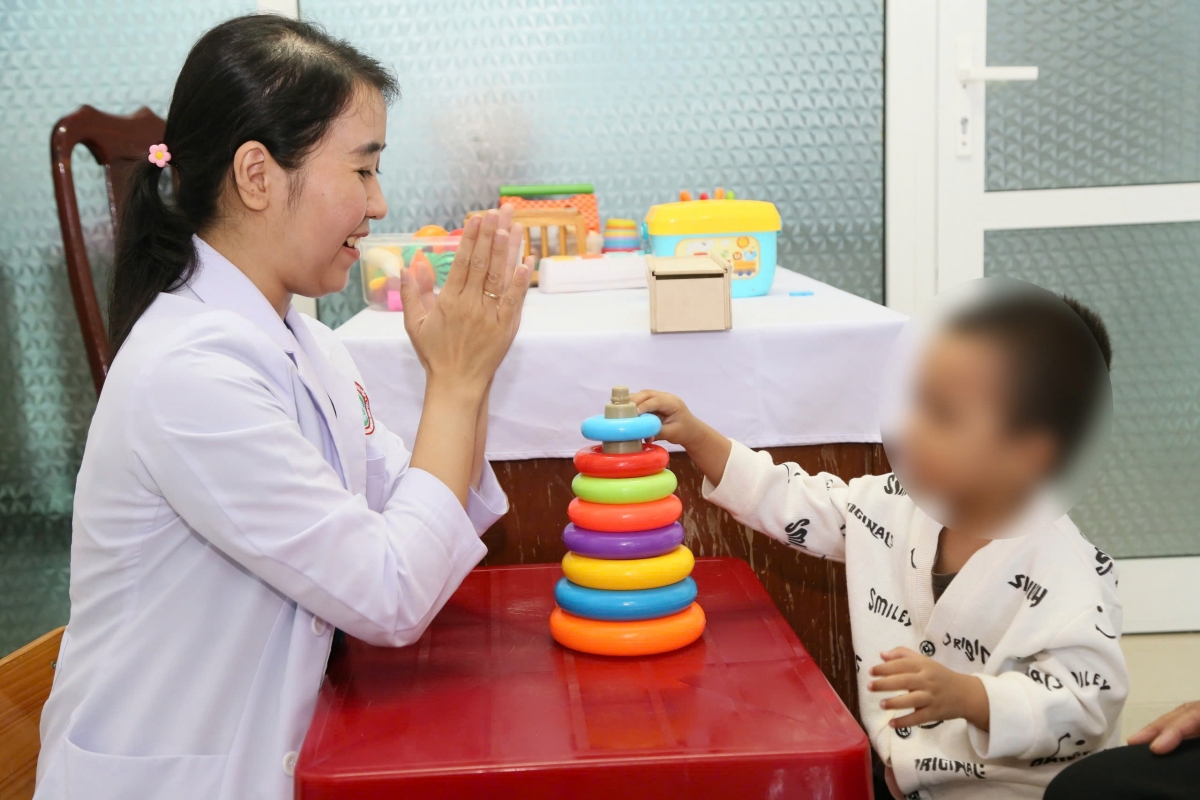 
Hơmet hrôih tơgŭm ăn hơioh roi ƀônh ngôi hơdai hiôk chơt hăm bôl buăl