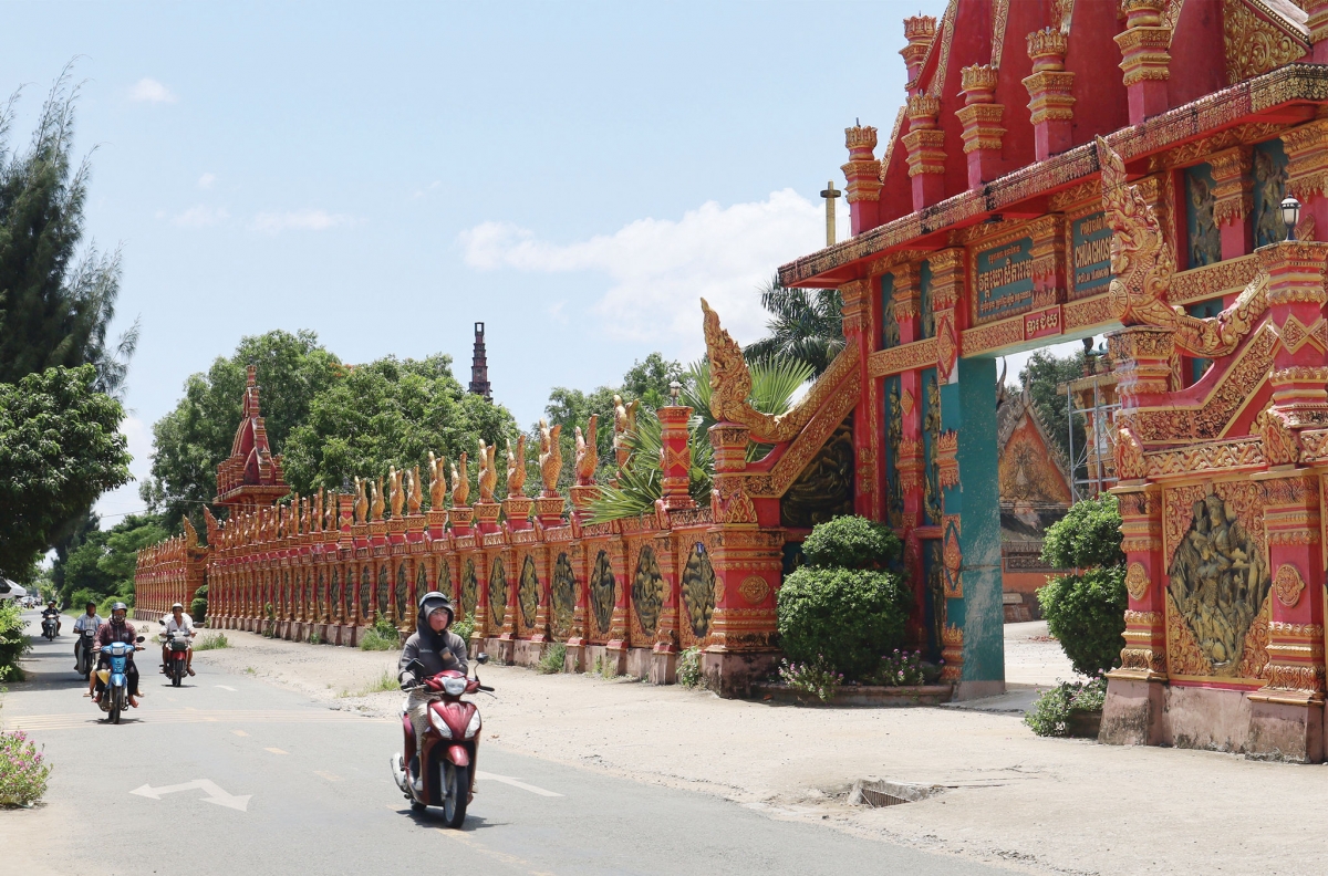 Majam jalan mbak hu buh tame ngak, brei kein lagaih piah rahra nao mai