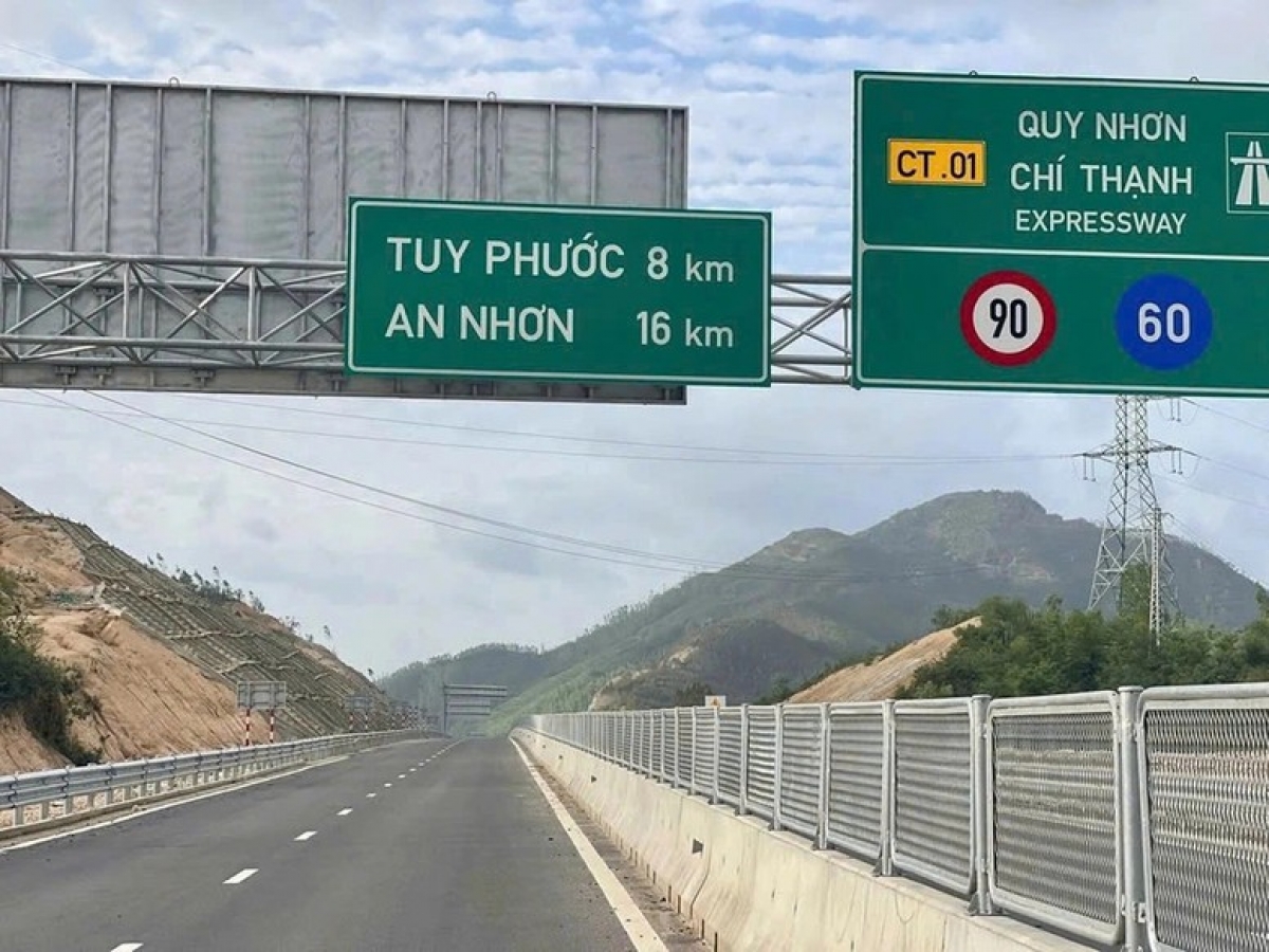 Dŭm hdră bruă êlan dơ̆ng pral Dưr - Dhŭng kdrêč Quy Nhơn - Chí Thạnh đru pŏk mlar wăl anôk mkŏ bruă hiu čhưn ênguê.