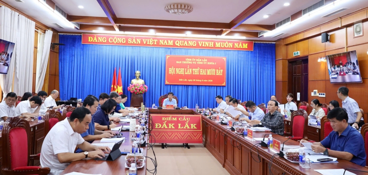 Mpồl Lơh kơnòl broă sùm Tỉnh ủy càr Dăk Lăk ai jơnau đơs bè rơndap tap sèng wơl hìu bơsram