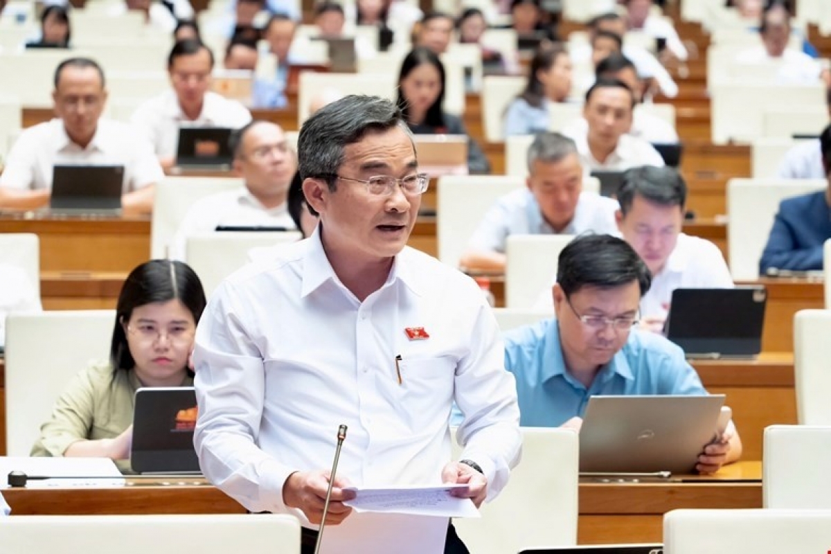 Đại biểu Nguyễn Phi Hùng (Đoàn ĐBQH TP Đà Nẵng) (Ảnh: quochoi.vn)