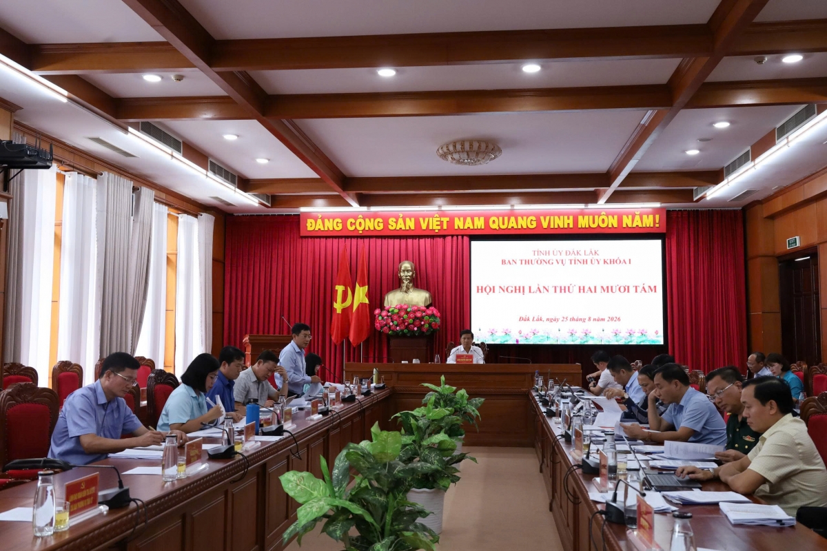 Càr Dăk Lăk ring bal dong kờl Sră kham sơm kòp ờ sa priă ai rơlao 83 rơbô 700 nă cau dờng sơnam in 