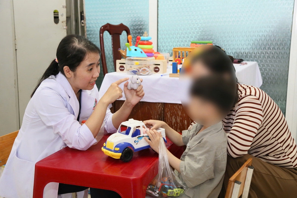 
Unh hnam athei adrin yak hloh đon tơchĕng ưh kơ lăp păng hơnơ̆ng yak hơdai hăm kon