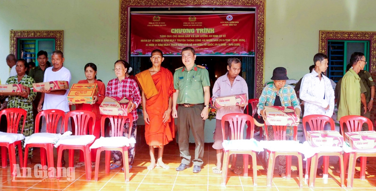 Kong an An Giang alin 200 paok pandap ka kapul an ninh labik saong mikva bangsa Khmer kathaot