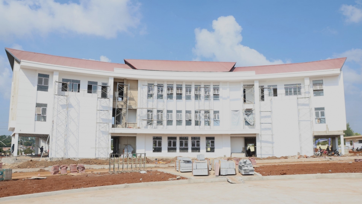 -Ngih nti Phổ thông Dân tộc Nội trú rep gưl Tiểu học n’hanh THCS ta xã n’har bri Thuận An, n’gor Lâm Đồng.