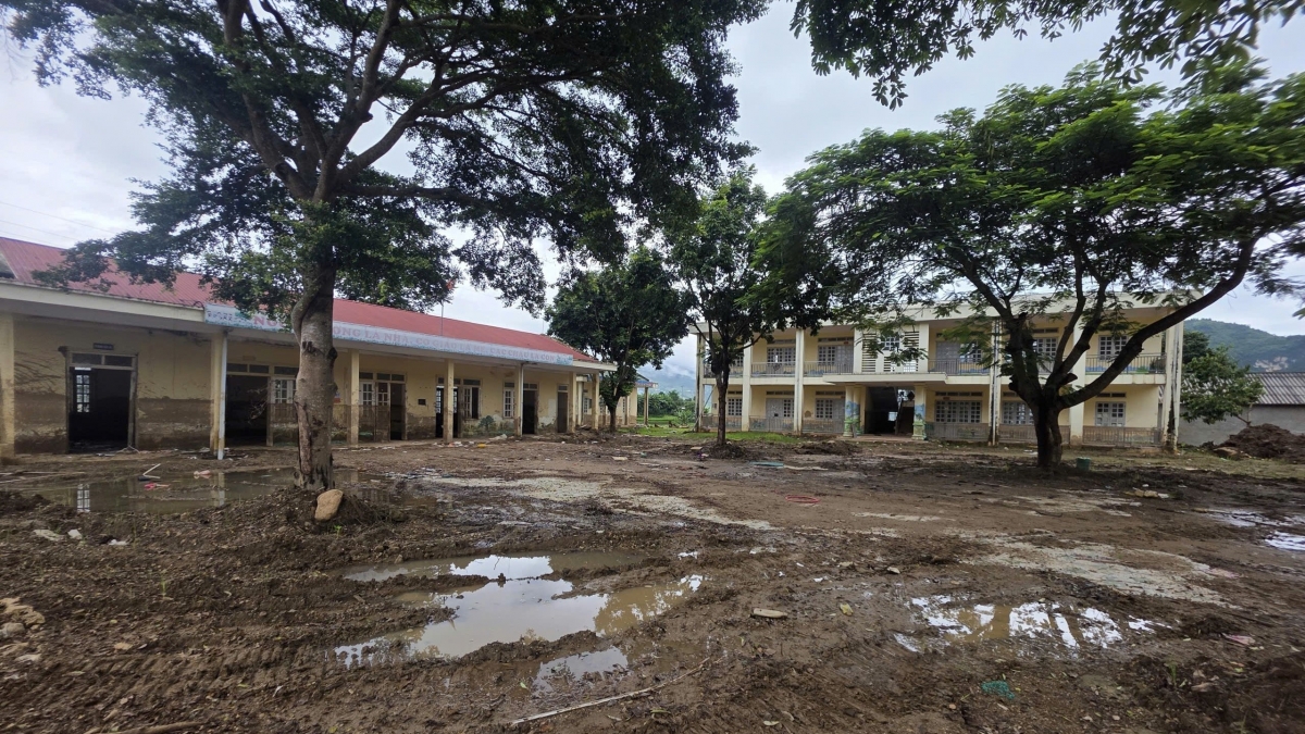 Những dấu vết của thiên tai vẫn còn in đậm. Ảnh: Khắc Kiên/VOV Tây Bắc.