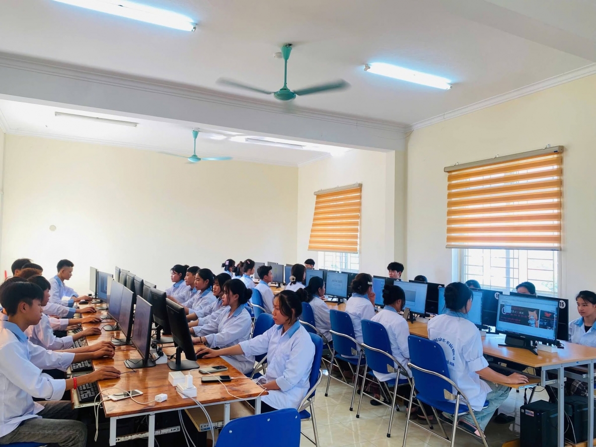 Một lớp học tại Trường Trung cấp Kinh tế - Kỹ thuật Bắc Nghệ An (Ảnh do nhà trường cung cấp)