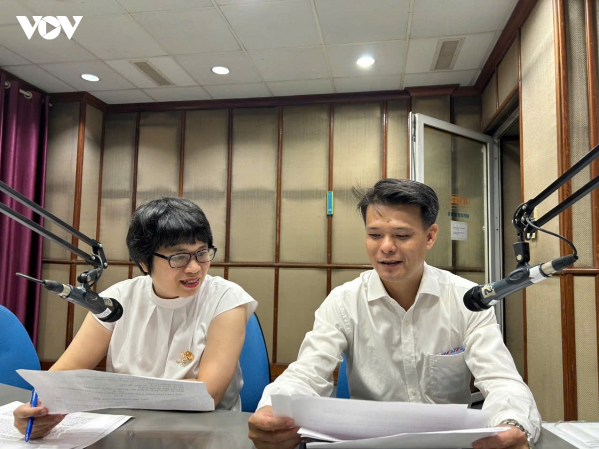 - Nai prŏng Nguyễn Văn Đáng, Sang hră ksiêm hriăm bruă kđi čar ala čar Hồ Chí Minh. 