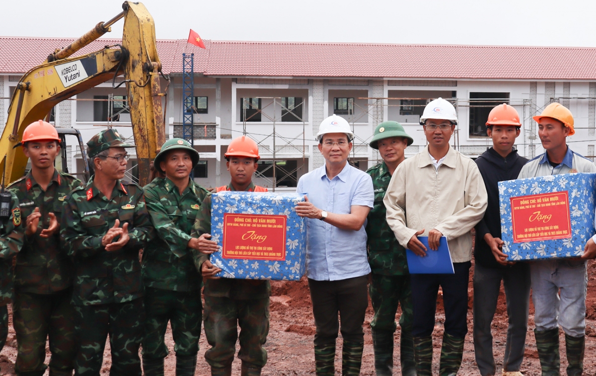 Ồng Hồ Văn Mười, Chủ tịch Anih duh broă Làng bol càr Lâm Đồng pà phan pơndờm pơnđiang ală mpồl mut lơh bơt bơtàu hìu bơsram ơm sa bĭc tơn 2 kấp tàm sàh Quảng Trực
