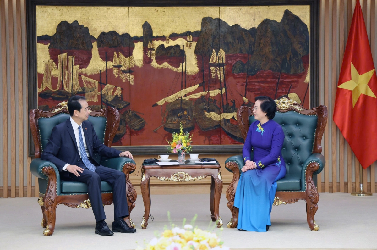 
Mò Phạm Thị Thanh Trà - Phó Thủ tướng wă Kwang atbồ Anih lơh broă ala mat lơgar Lo