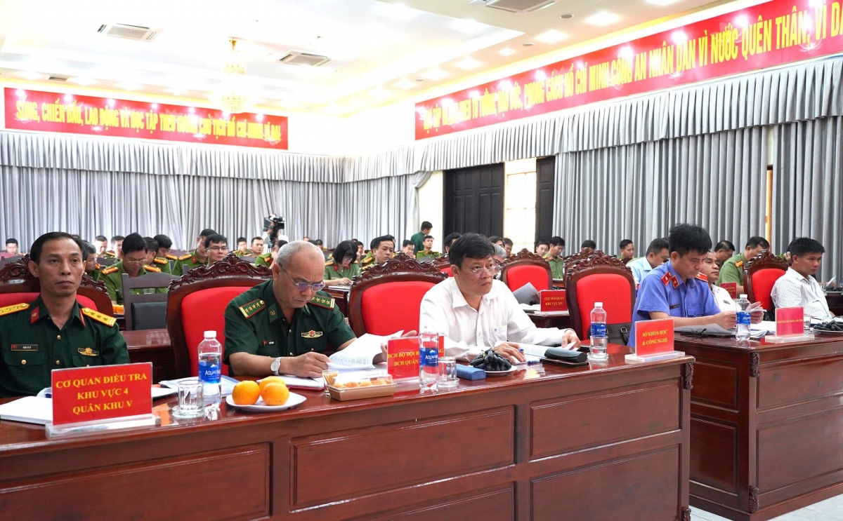 
Khul kơdră tang măt Kuô̆k hô̆i dêh char iung jang hơdoi hăm Kong ang dêh char pơgơ̆r hop akom iok nơ̆r tơgop rim tơdrong vă pơjing khôi  luơ̆t.
