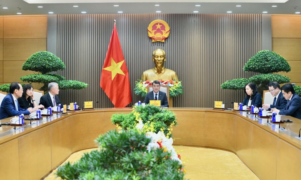 Ồng Lê Minh Hưng, Thủ tướng Chính phủ cribơyai tàm điện thoại mờ ồng Rob Jetten, Thủ tướng Hà Lan