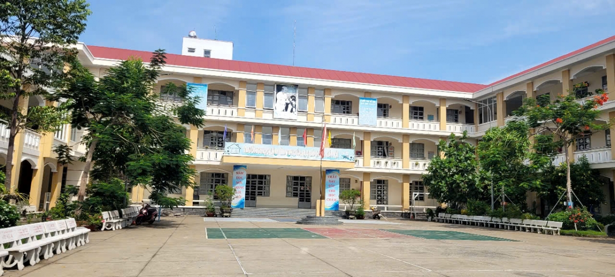 Trong thời điểm nghỉ hè nhưng các trường đang khẩn trương thực hiện chủ trương sáp nhập