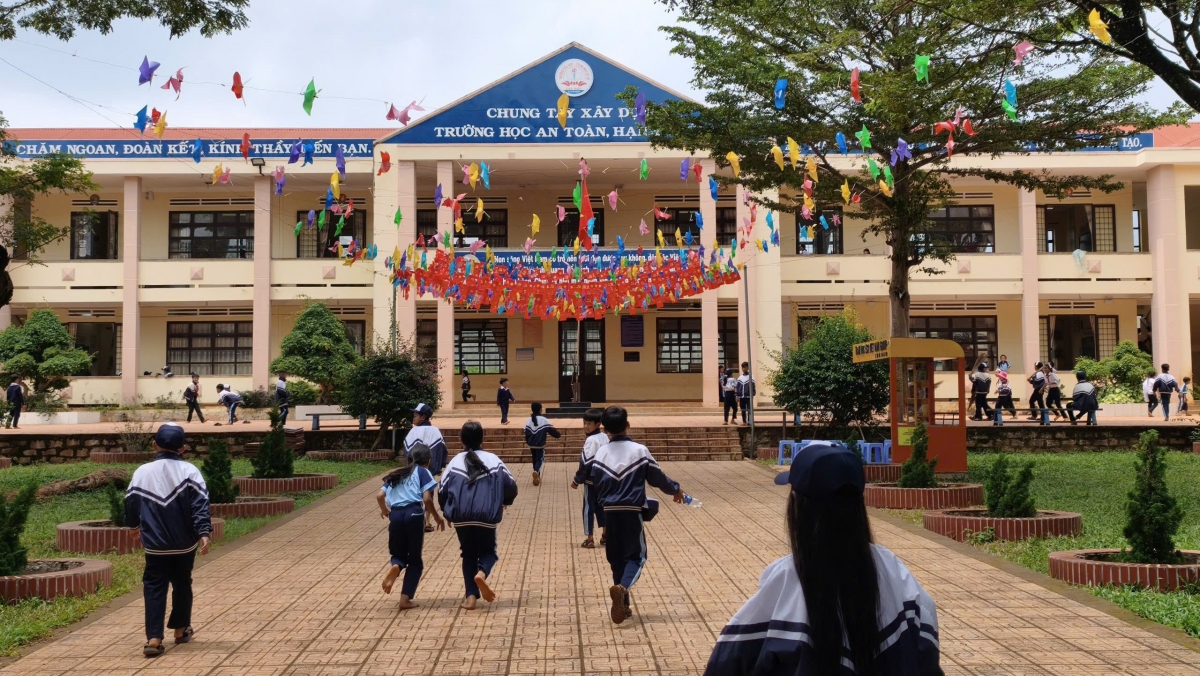 Bơta chờ hờp lòt bơsram bơh kơnòm bơsram tiah kal ke Sơn Điền, càr Lâm Đồng dê