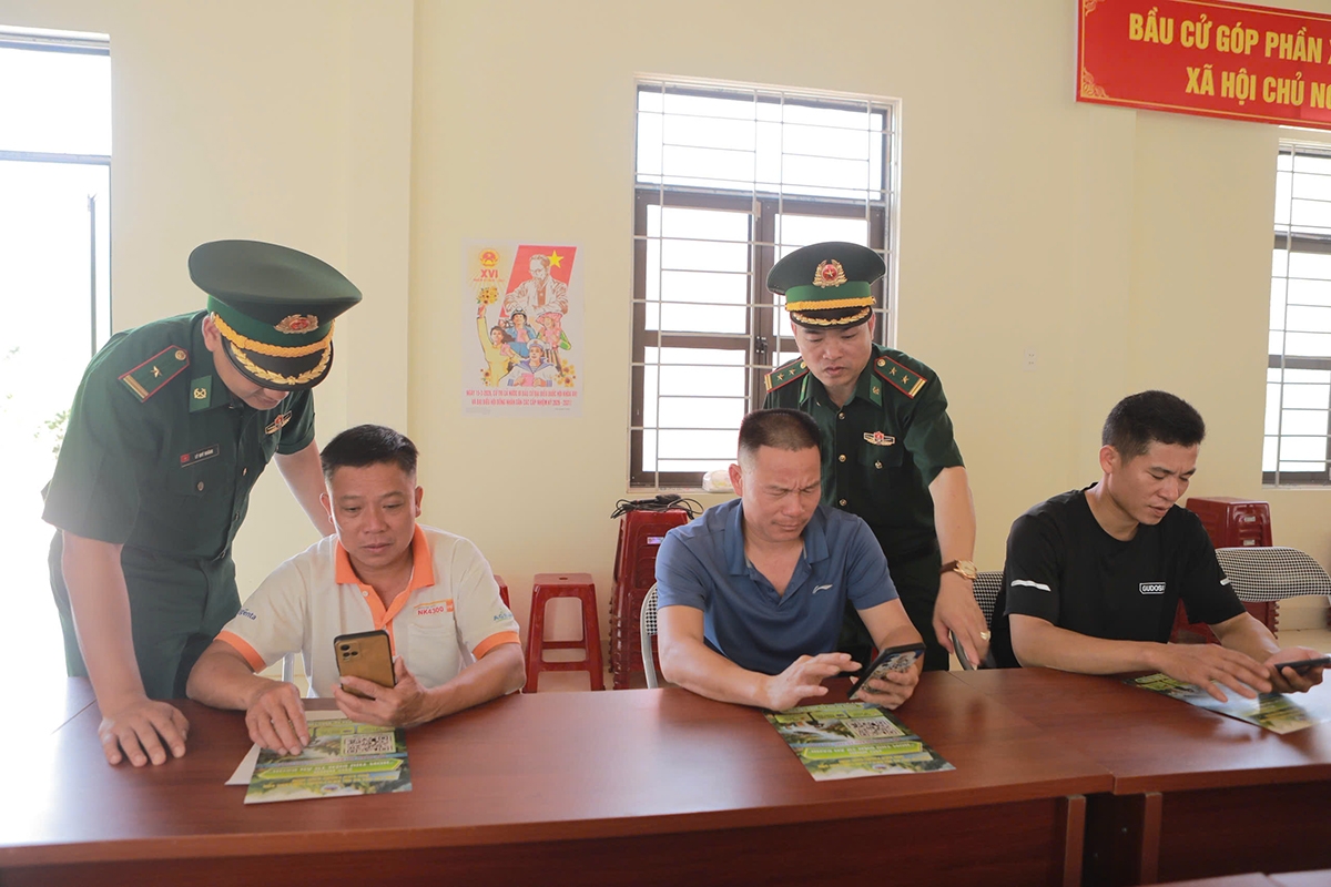 Mô hình "Hòm thư điện tử ẩn danh” cung cấp thêm một kênh tiếp nhận tin báo trên địa bàn rộng, giao thông đôi chỗ còn khó khăn (Ảnh: Nguyễn Hoàng Duy Thái/VOV Đông Bắc)