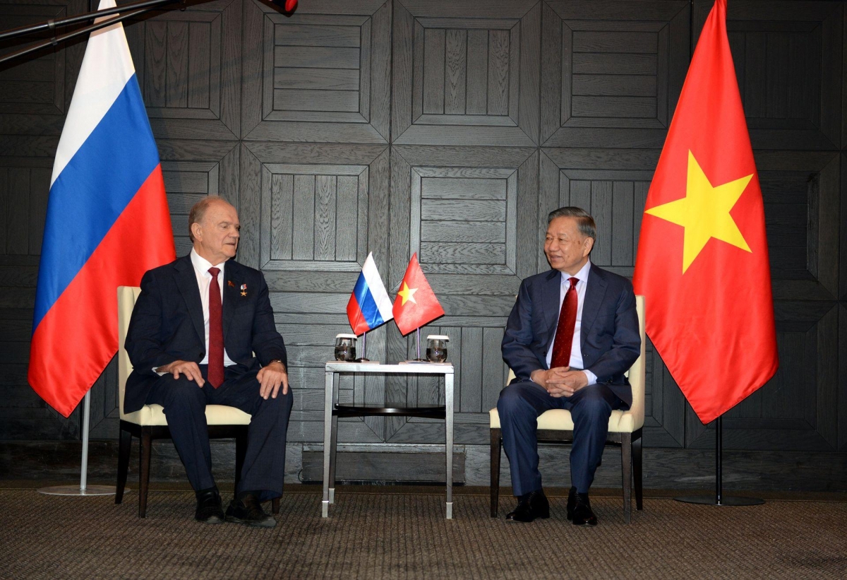 Pôa Tô Lâm, Kăn xiâm pơkuâ hnê ngăn Đảng, Kăn xiâm hnê ngăn tơnêi têa tơdah pôa Gennady Zyuganov, Kăn xiâm pơkuâ hnê ngăn Đảng Kŏng san Rusi