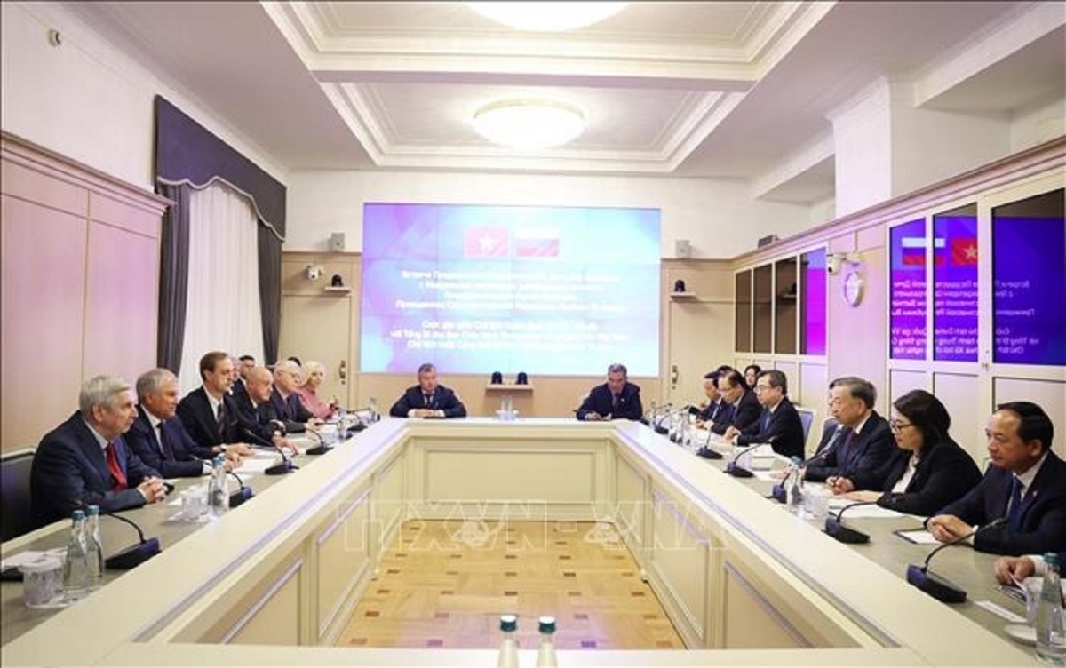 Tổng Bí thư, Kruanh dak Tô Lâm rgum nchră đah Kruanh Đuma Quốc gia Nga Vyacheslav Volodin
 