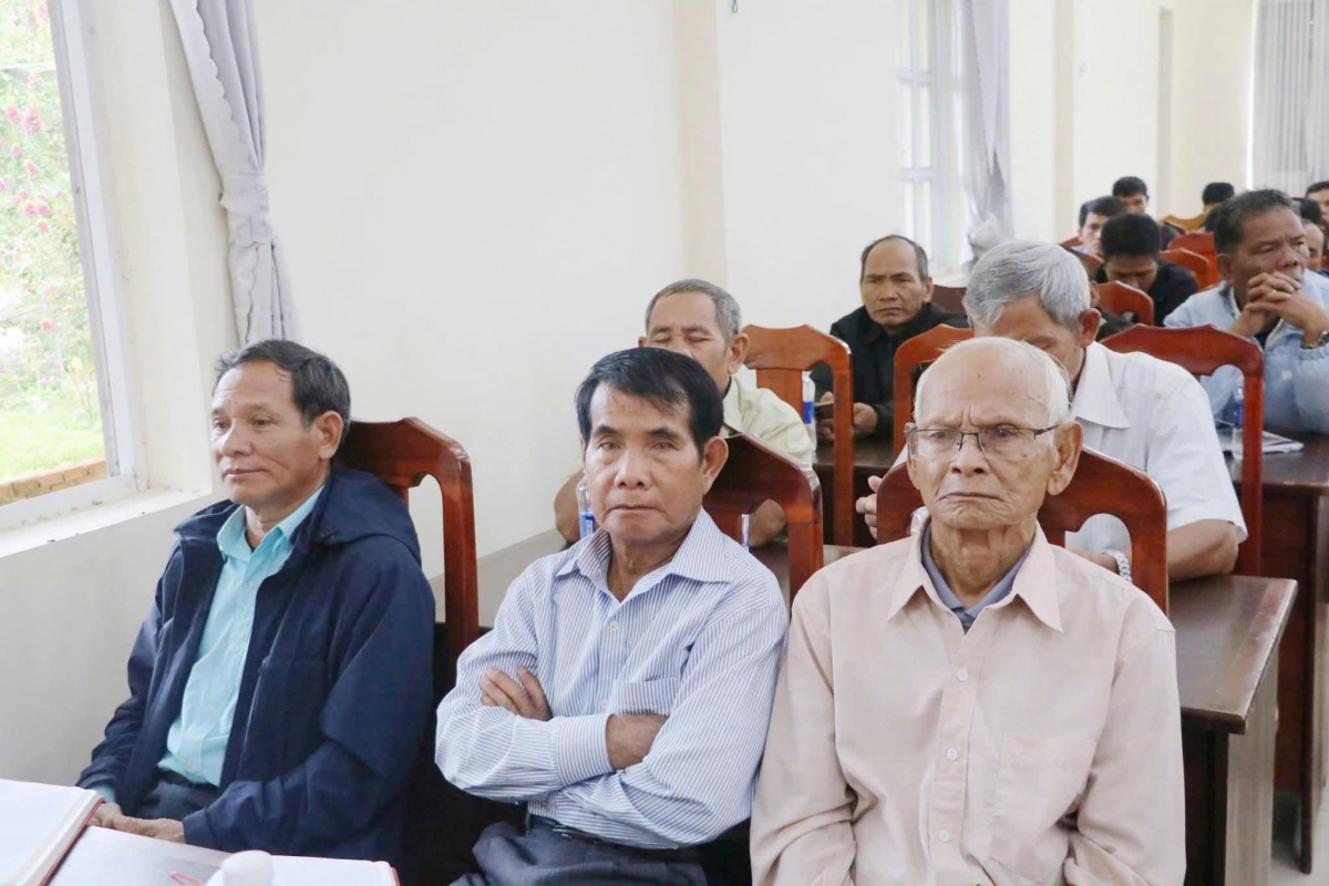Mâu vâi krâ tô tuăn pro ti lâi vâ rak vế túa lĕm tro tiô khôi hmâ roh nah