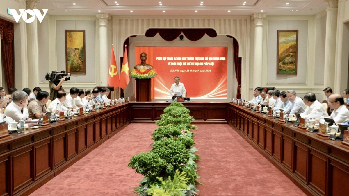 - Khua gĭt gai Đảng- Khua lăn čar Tô Lâm gĭt gai klei bi kƀĭn.