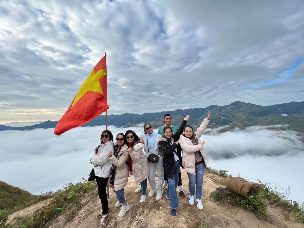 Điểm hẹn của những tín đồ du lịch "săn mây" và trải nghiệm cảnh sắc vùng cao. (Ảnh: Lê Hạnh)